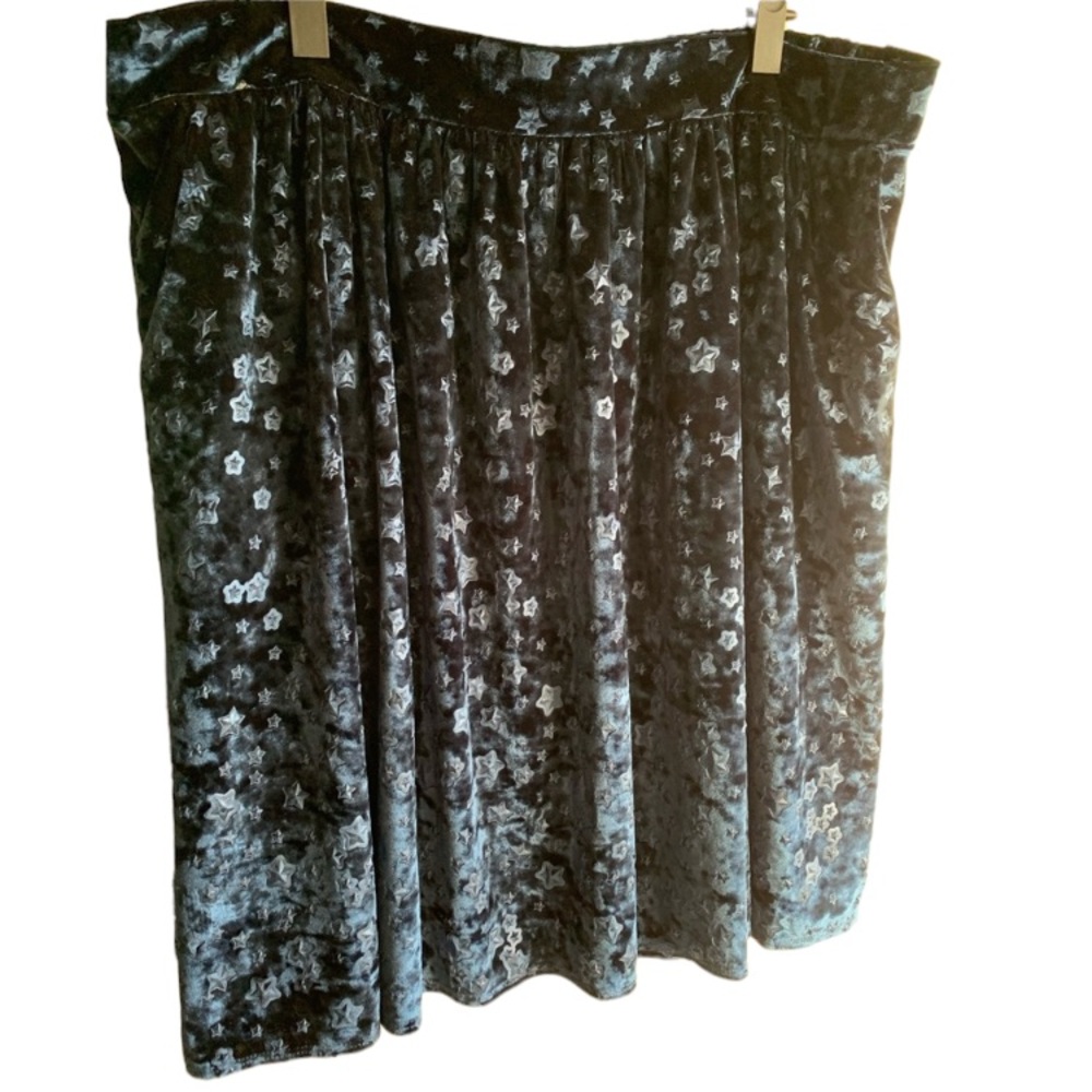 Blue Star ✨Embossed Pattern Velvet Skirt 2X With Pockets And Elastic Wai… - Picture 1 of 4